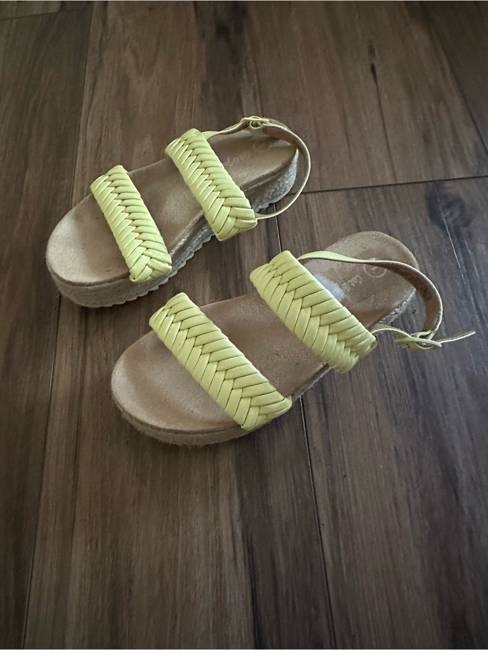 Girls yellow cat and jack platform sandals